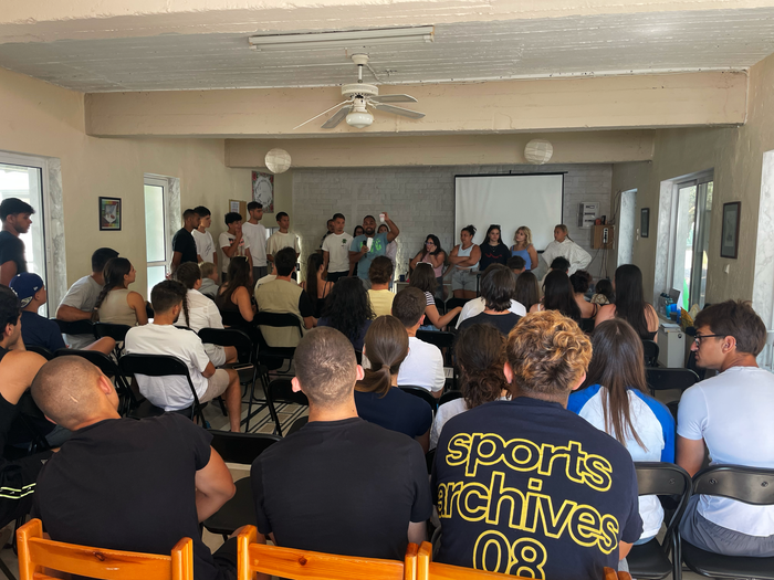 Teaching the seminar